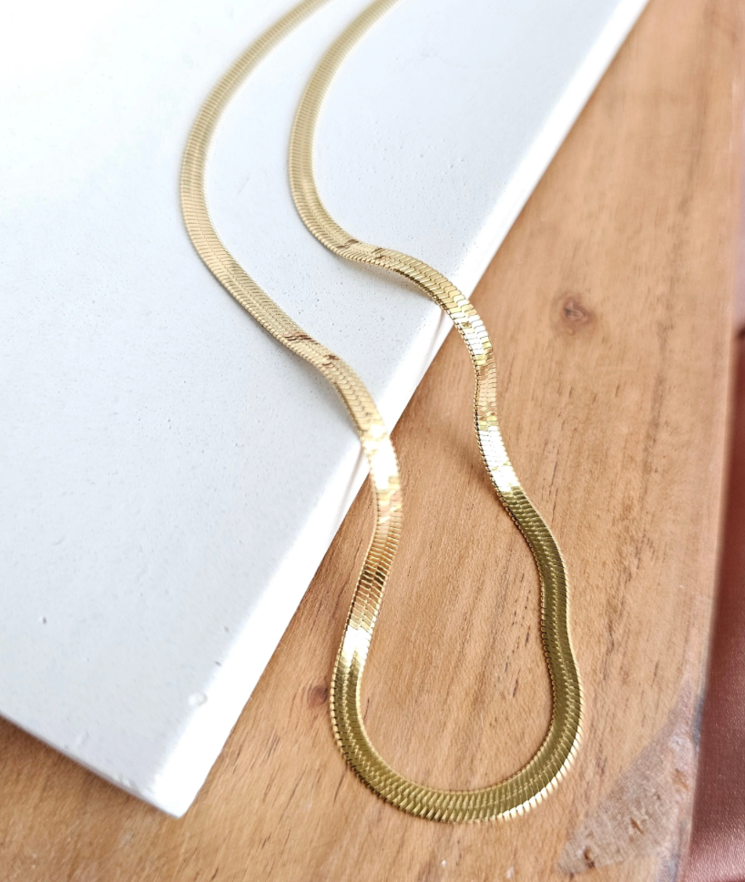 Luxe Gold Herringbone Chain - 16"