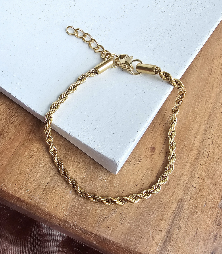Luxe Gold Rope Bracelet
