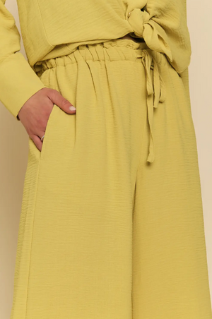 Gwyneth Textured Pant - Empire Yellow