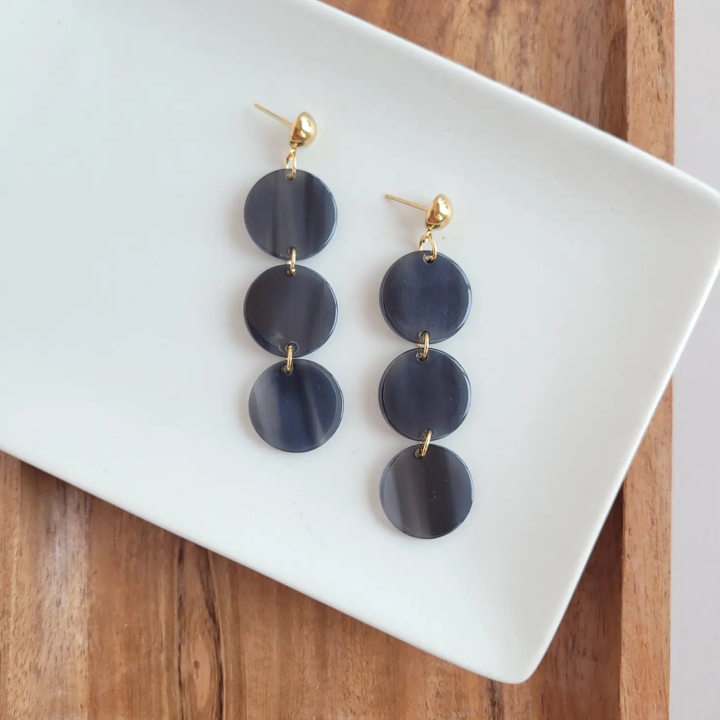 Elle Earrings - Black